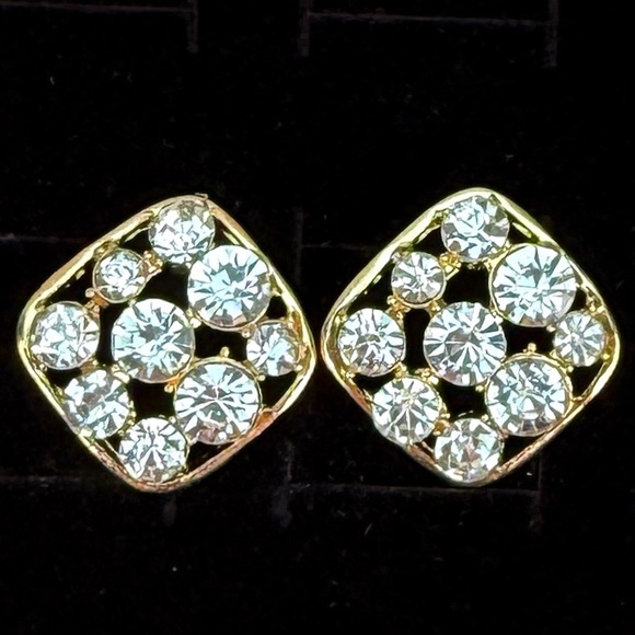 Vintage Goldtone crystal clear bling weighted pierced Earrings